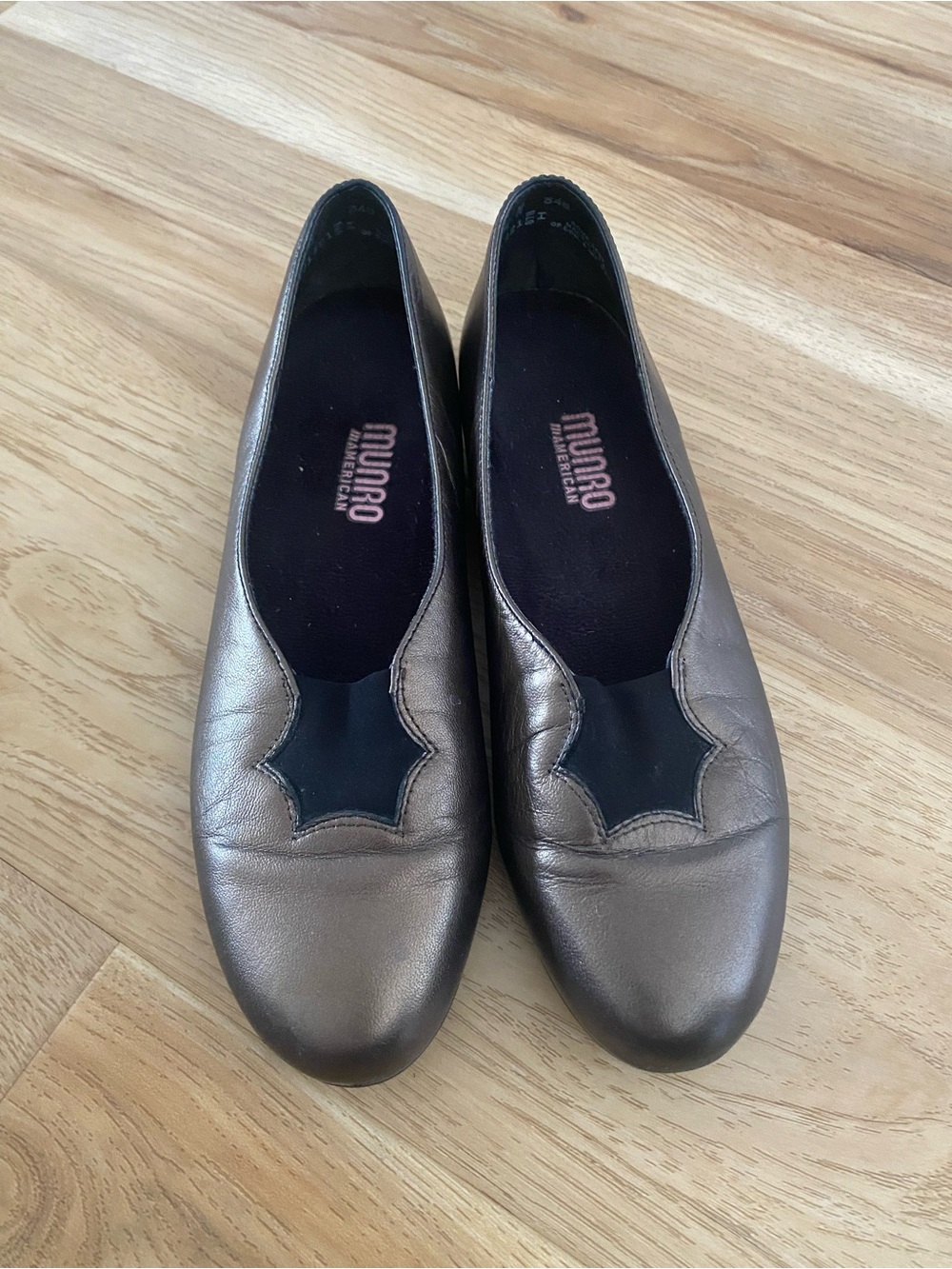 Munro Leather Loafers / Slip Ons
